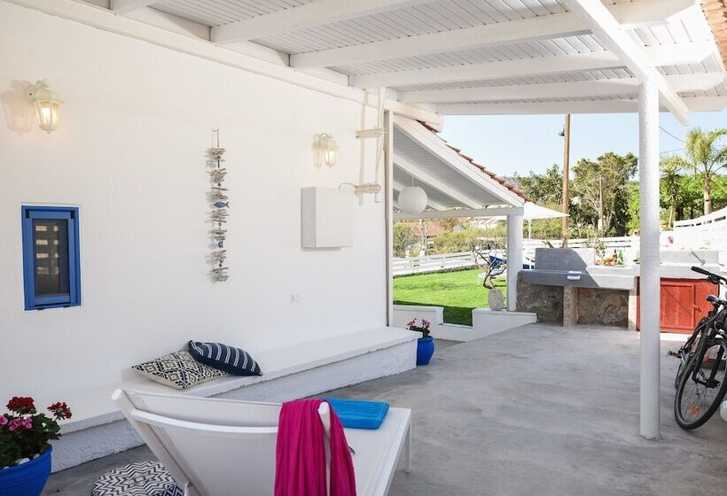 ホテル Casa Limnionari Beach House