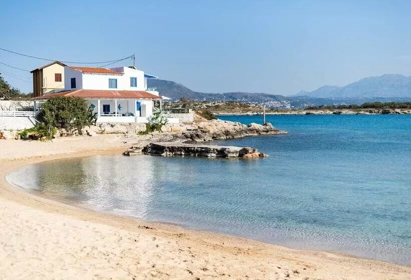 ホテル Casa Limnionari Beach House