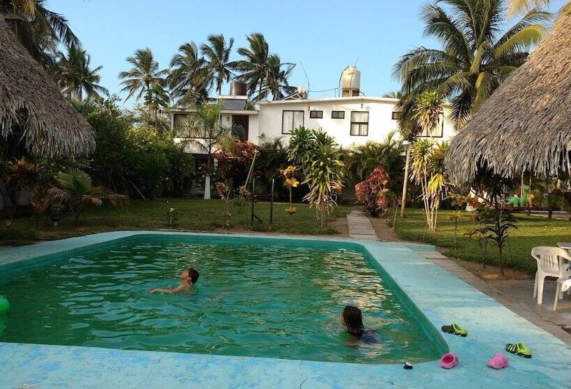 فندق Garza Canela