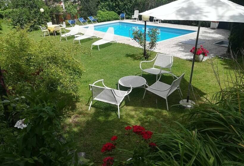 בית מלון כפרי Jarolim