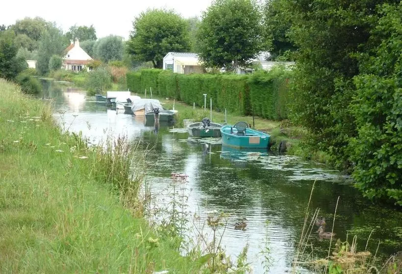 Hotelli Le Clairmarais