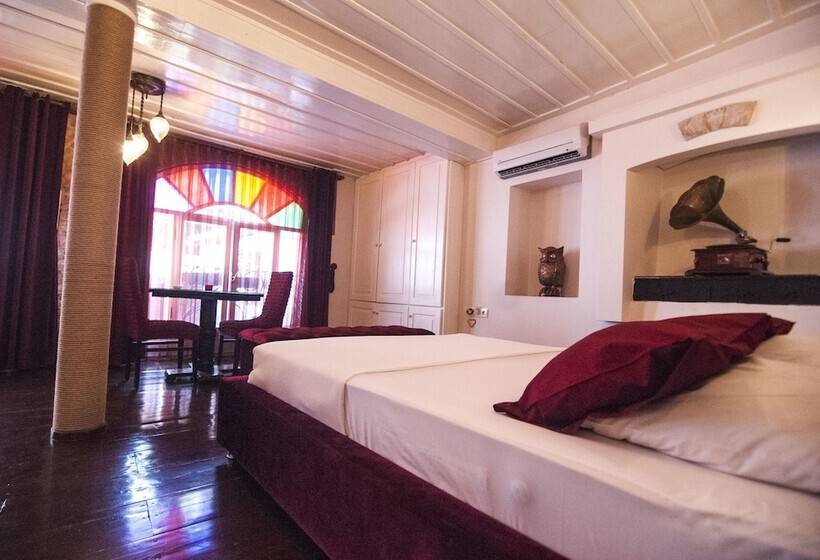 ホテル Lusin Butik