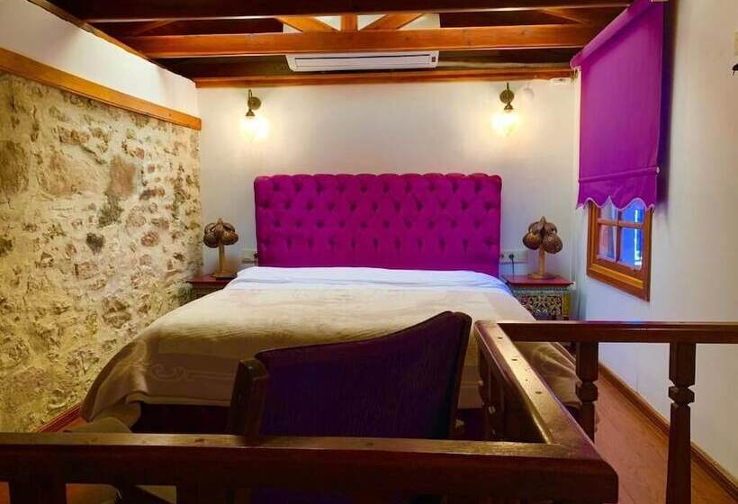 ホテル Lusin Butik