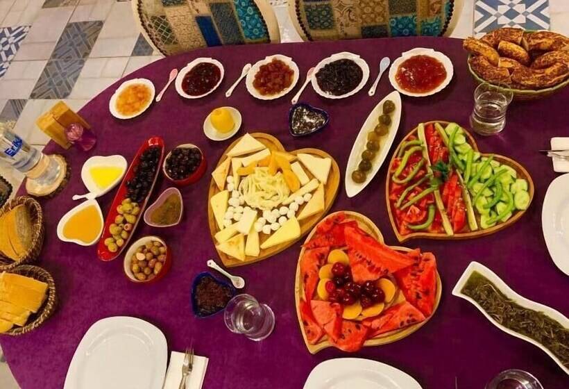 ホテル Lusin Butik