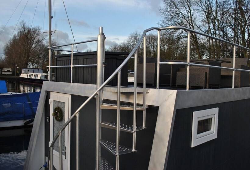 Hotel Marinaparcs Naarden