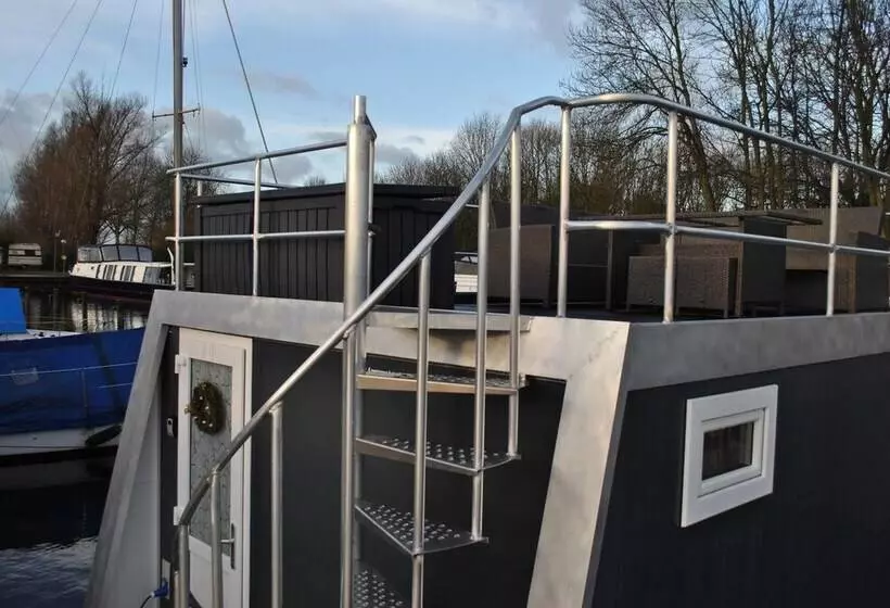 Hotelli Marinaparcs Naarden