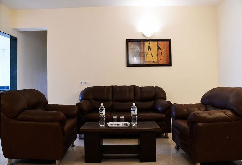 בית מלון כפרי Ornate By Oyo Rooms