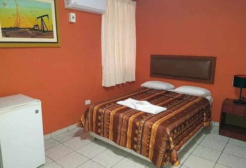 ホテル Peru Hosting Piura