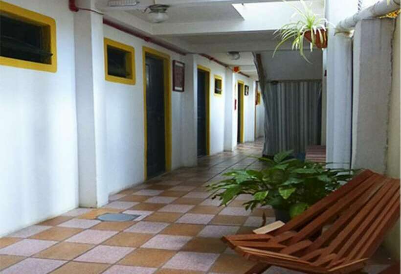 בית מלון כפרי Pousada Flor Amarela