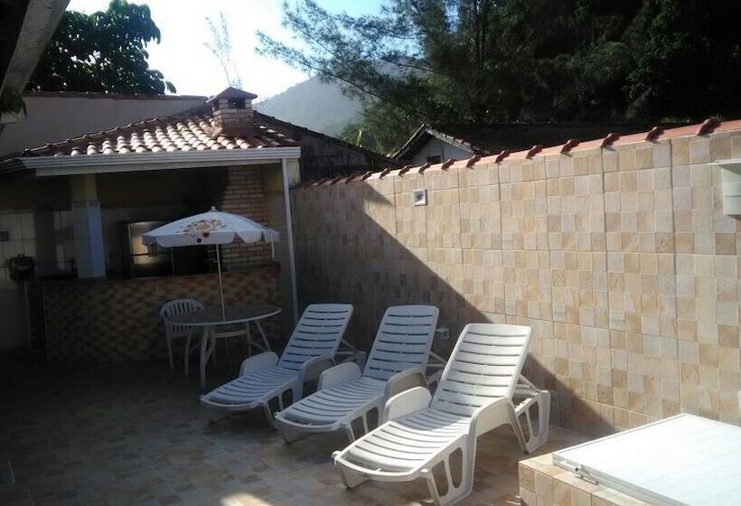 בית מלון כפרי Pousada Kmc