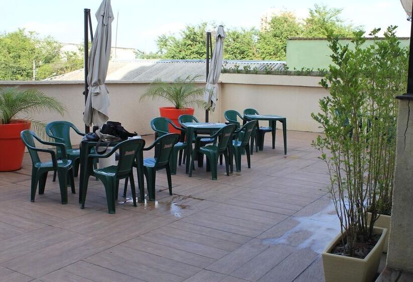 Отель Resende Inn