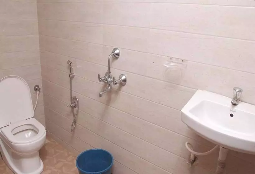 ホテル Room Maangta 303   Panjim