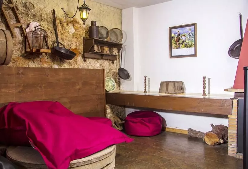 Hotelli Pago De Tharsys