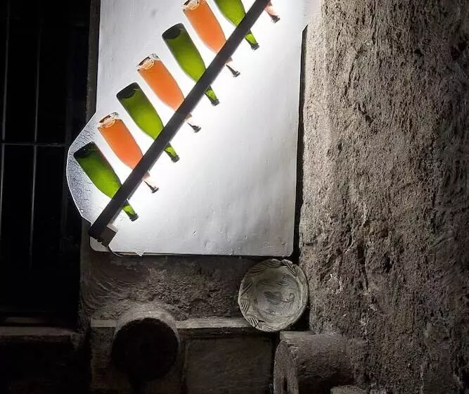 Hotelli Pago De Tharsys