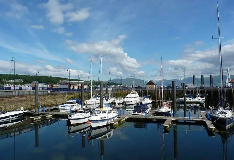 Hotelli The Esplanade