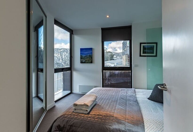 בית מלון כפרי The Saints