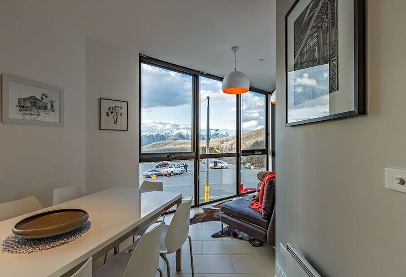 בית מלון כפרי The Saints