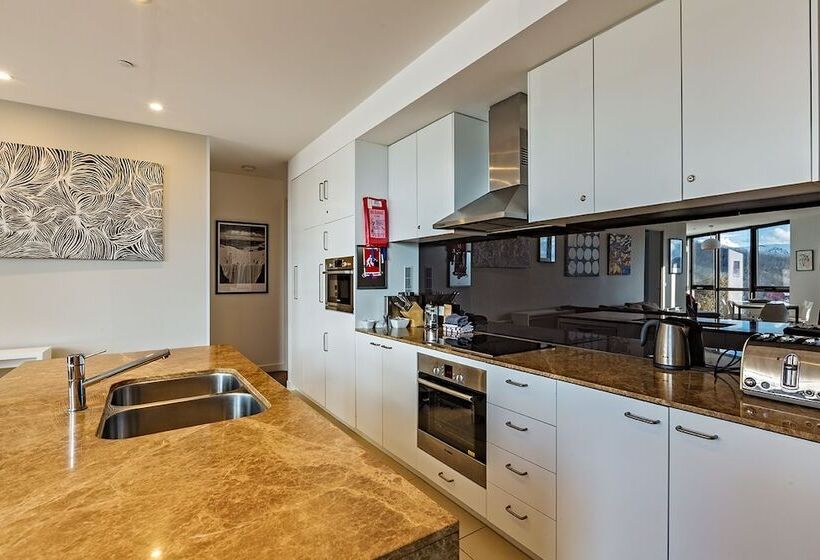 בית מלון כפרי The Saints