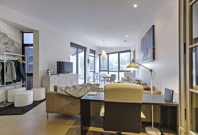 בית מלון כפרי The Saints