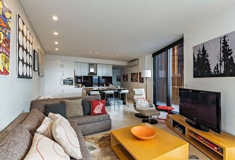 בית מלון כפרי The Saints