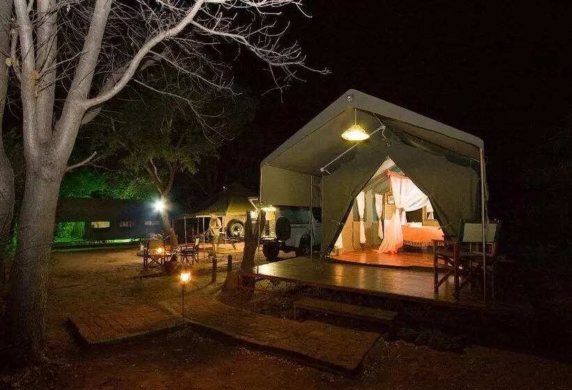 پانسیون Bongwe Guesthouse And Camp