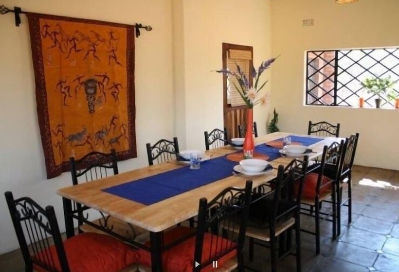 پانسیون Bongwe Guesthouse And Camp