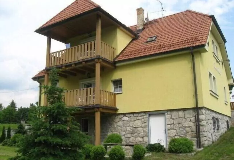 پانسیون Penzion Rozalie