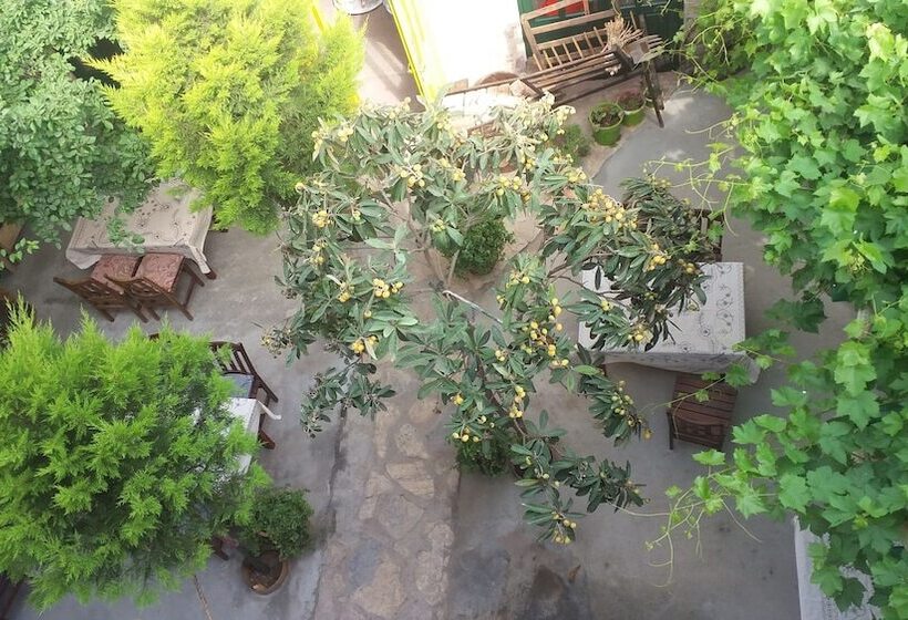 پانسیون Sanli Butik