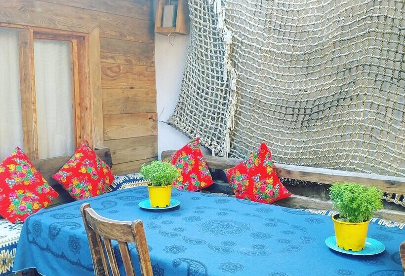 پانسیون Sanli Butik