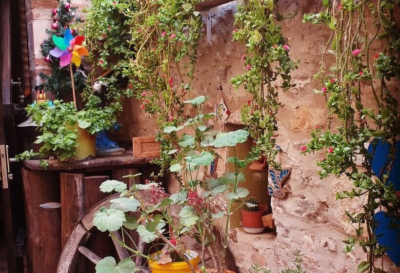 پانسیون Sanli Butik