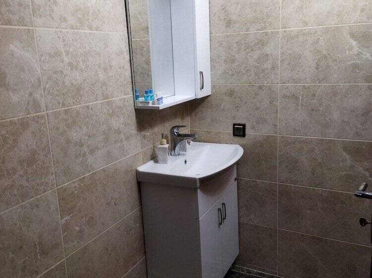 پانسیون Sanli Butik