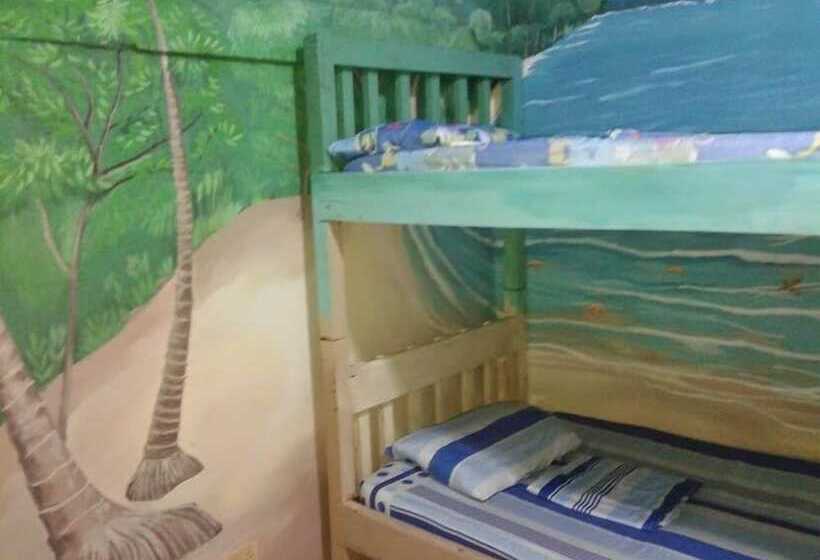 South Beach Guest House Hostel