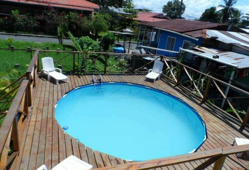 South Beach Guest House Hostel