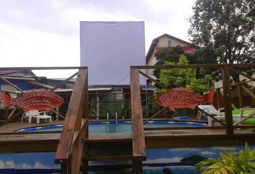 South Beach Guest House Hostel