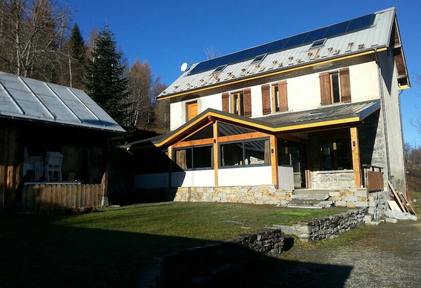 تختخواب و صبحانه A La Bonne école