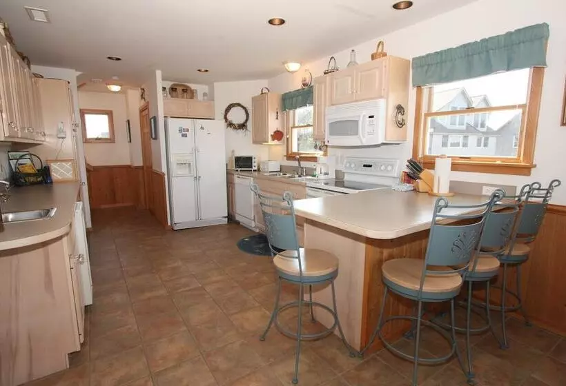 Aamiaismajoitus (B&B) Courtyard Villas On Silver Lake Harbor