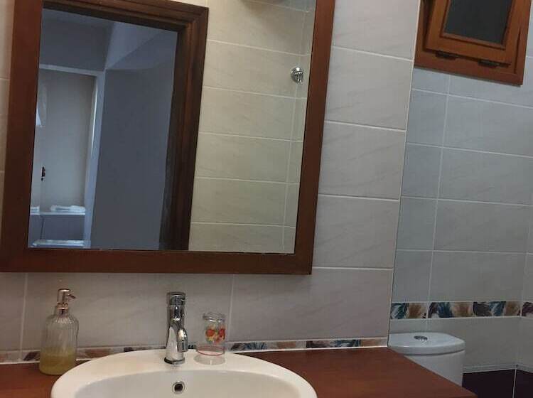 مبيت وإفطار Konak Lapeistra