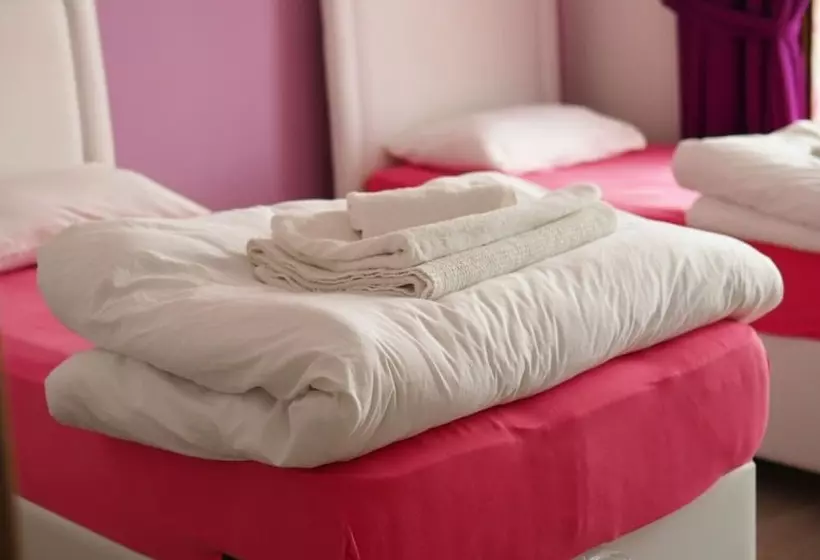 Derin Butik Otel