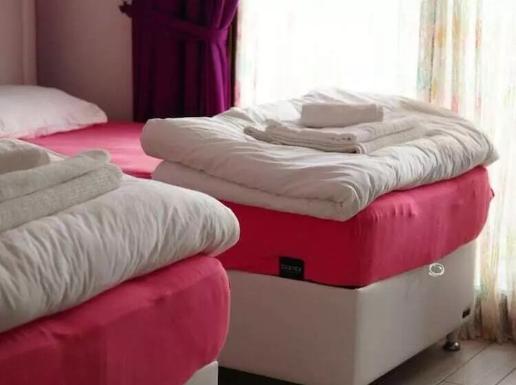 Derin Butik Otel