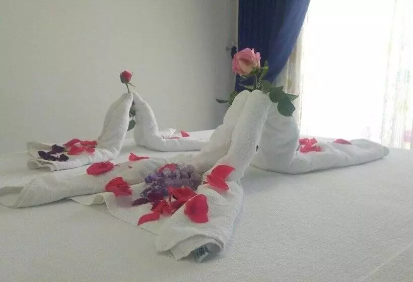 Derin Butik Otel