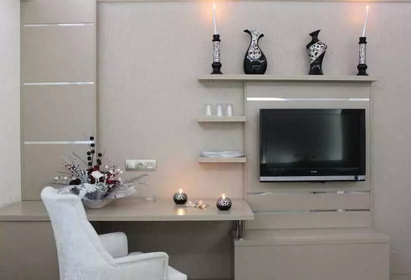 Derya Otel