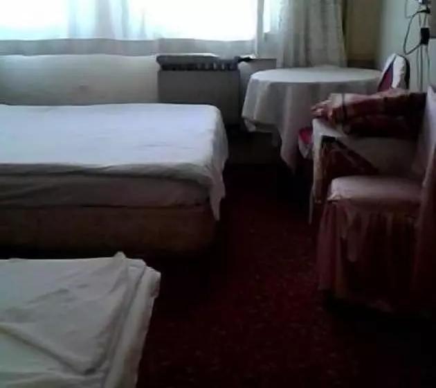 Ekinci Otel