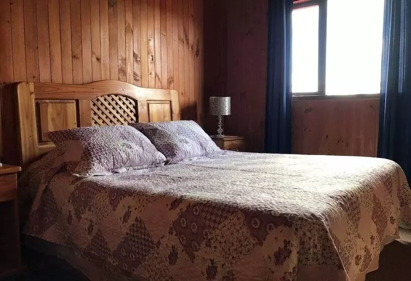 Hostal Arrayanes Del Lago