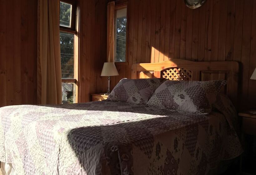 Hostal Arrayanes Del Lago