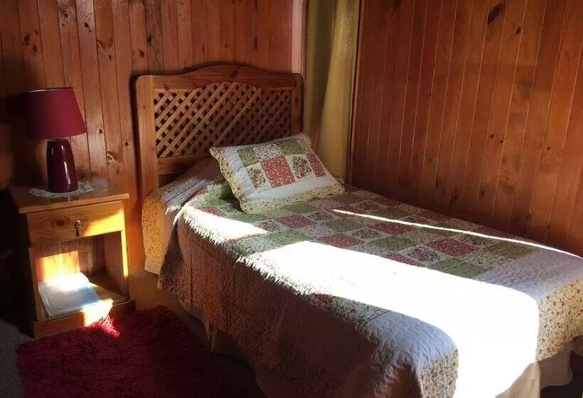 Hostal Arrayanes Del Lago