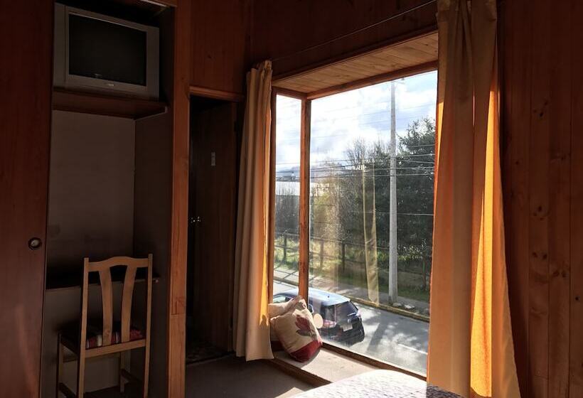 Hostal Arrayanes Del Lago