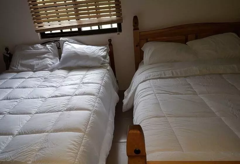 Hostal Saint Michel Hostel
