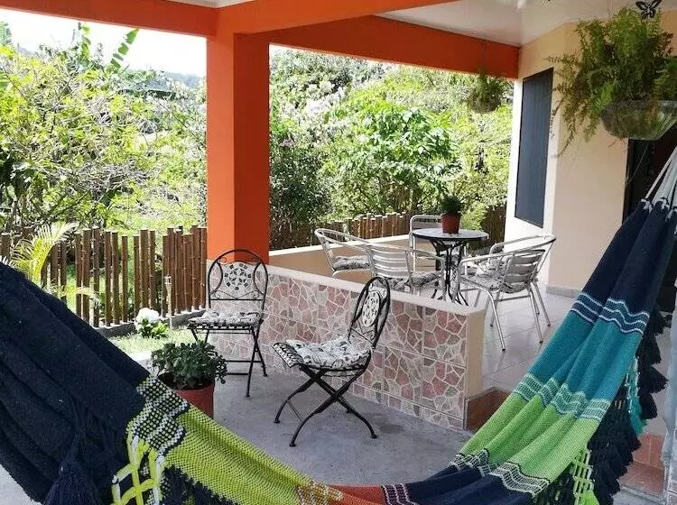 Hostal Saint Michel Hostel