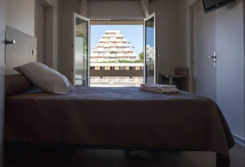 هتل Actif Résidence Les Cyclades