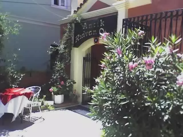 ホテル Antik Ridvan